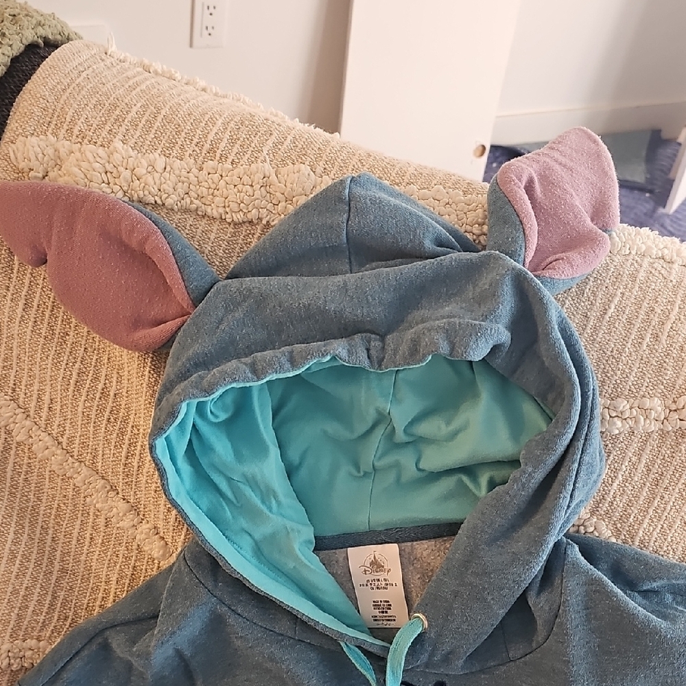 Stitch HOODIE - Picture 2 of 4